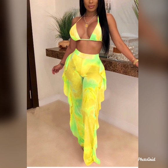 Two piece set - Picture 1 of 1